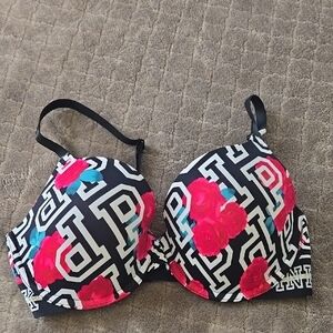 PINK Victoria's Secret Black and Pink Floral Bra